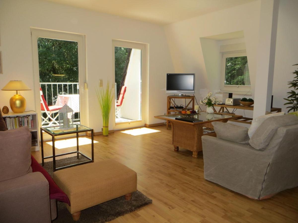 Weisses-Haus-Am-Kurpark-Fewo-Waldblick Quedlinburg Dış mekan fotoğraf